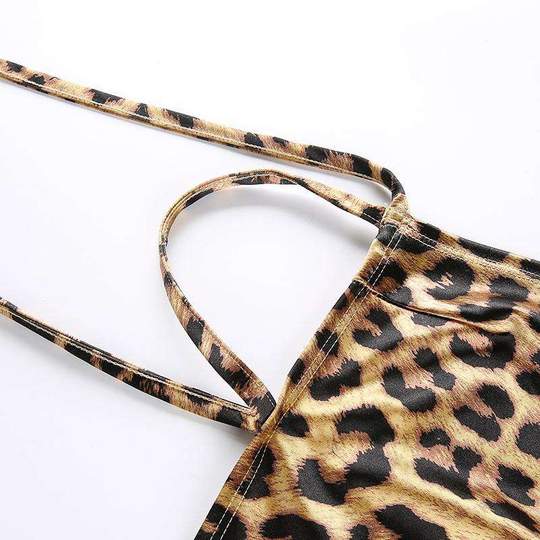 Leopard Print Fitted Tank Top