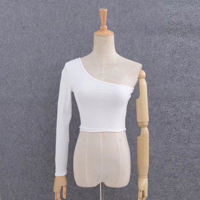 Off-Shoulder Knitted Crop Top Primordials